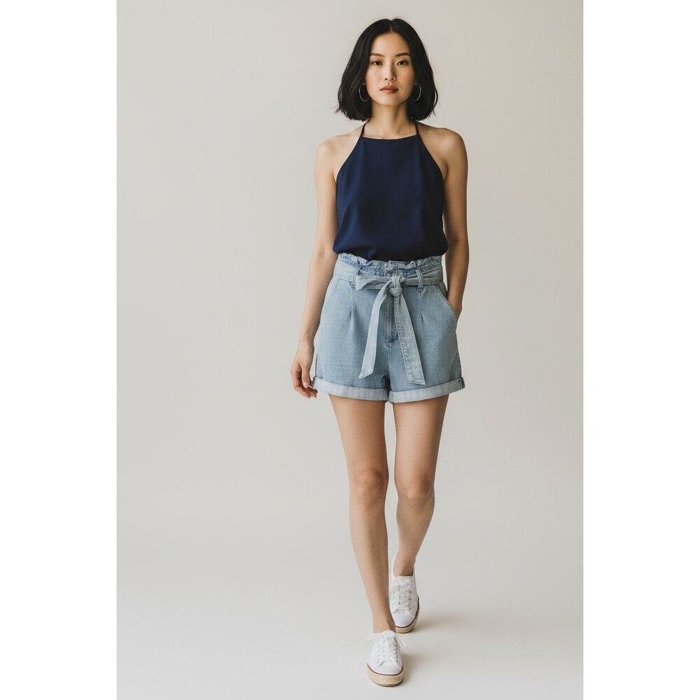 Express Extreme High Rise Paperbag Waist Belted Denim  Shorts Light Wash size 0 - Picture 2 of 6